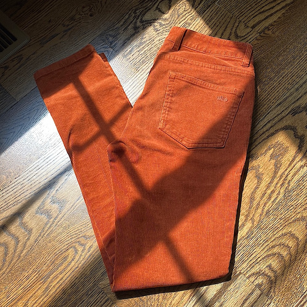 ✨STIO SKINNY JEANS✨